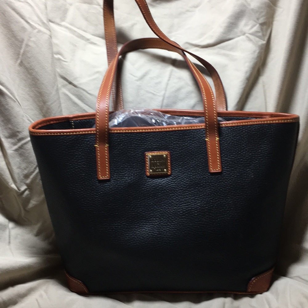 Dooney bourke leather tote